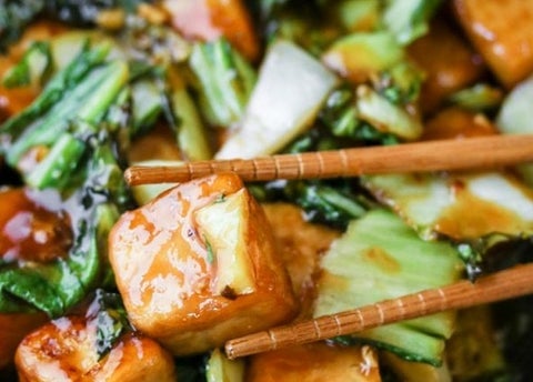 Sichuan-Tofu-Bok-Choy-Stir-Fry-6-720x540_1_480x480