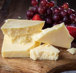 Super-Sharp-Canadian-4-Year-Cheddar-820x800_1_480x480