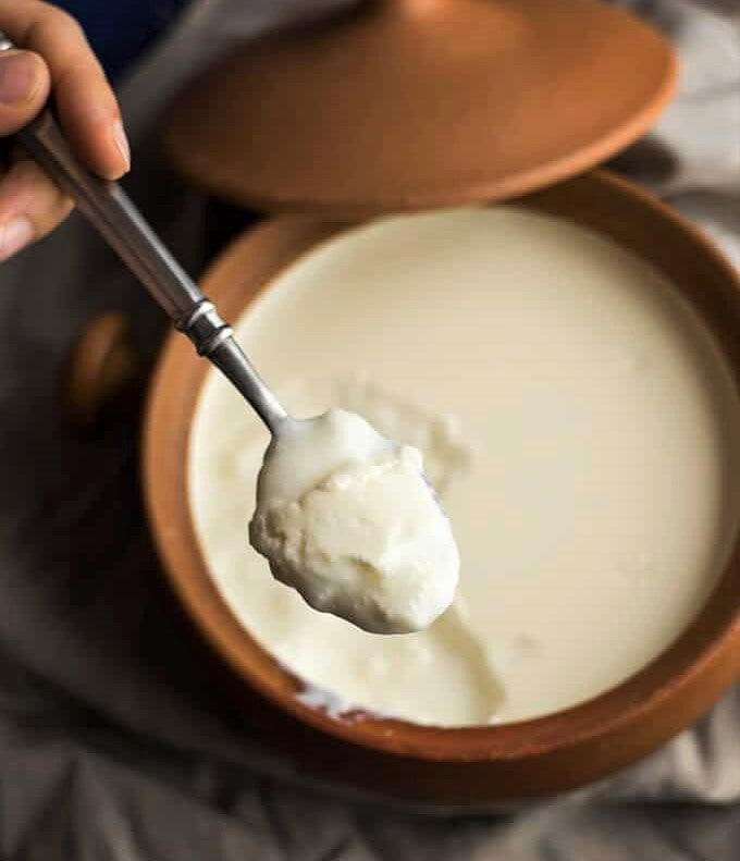 bowl-of-homemade-yogurt
