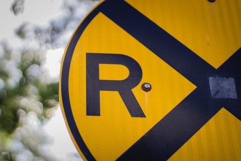 The letter R